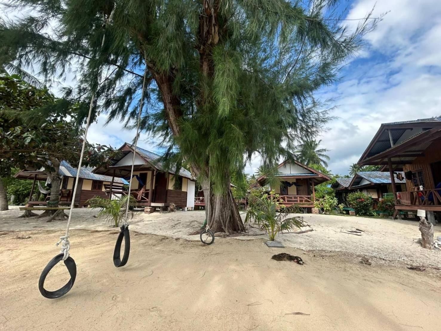 Hotel Pinks Bungalow à Baan Tai Extérieur photo