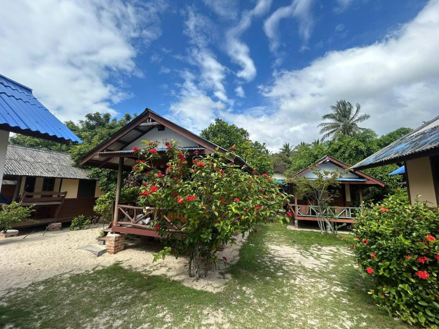 Pinks Bungalow Baan Tai Extérieur photo